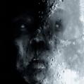 LUNAR AURORA: Mond